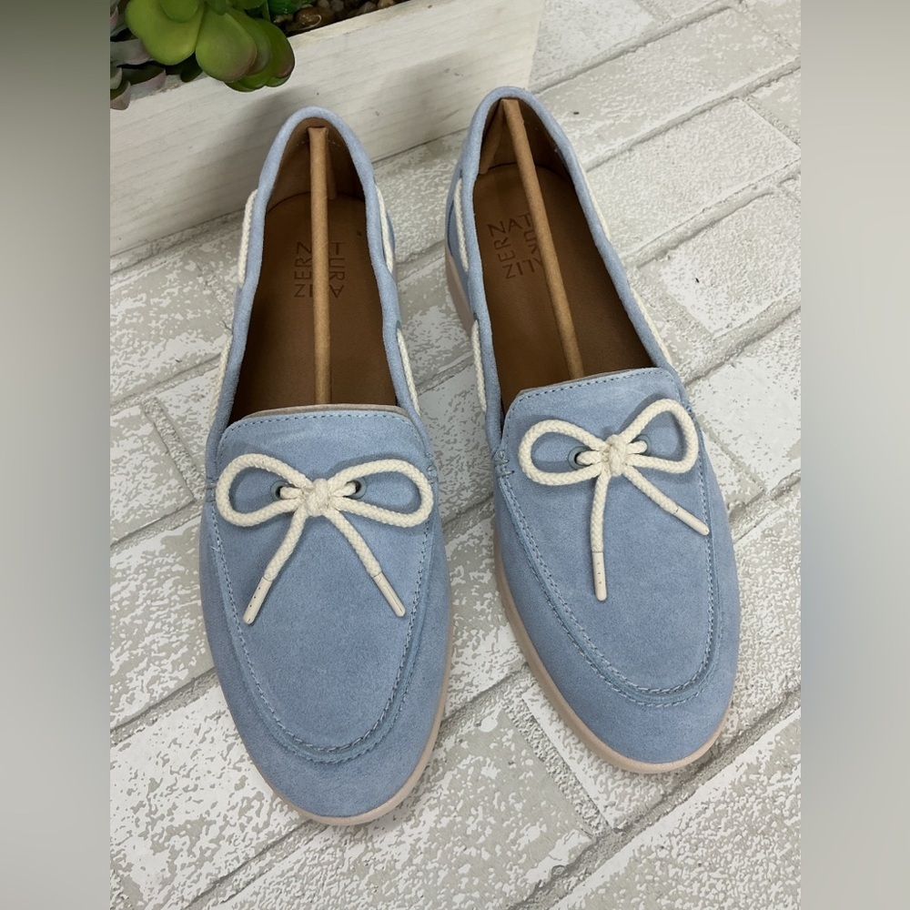 Naturalizer Light Blue Suede Loafers with Cream Bow